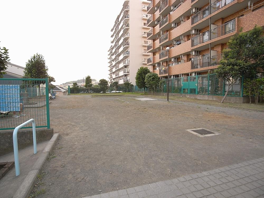 park. On-site park (2013 July shooting)