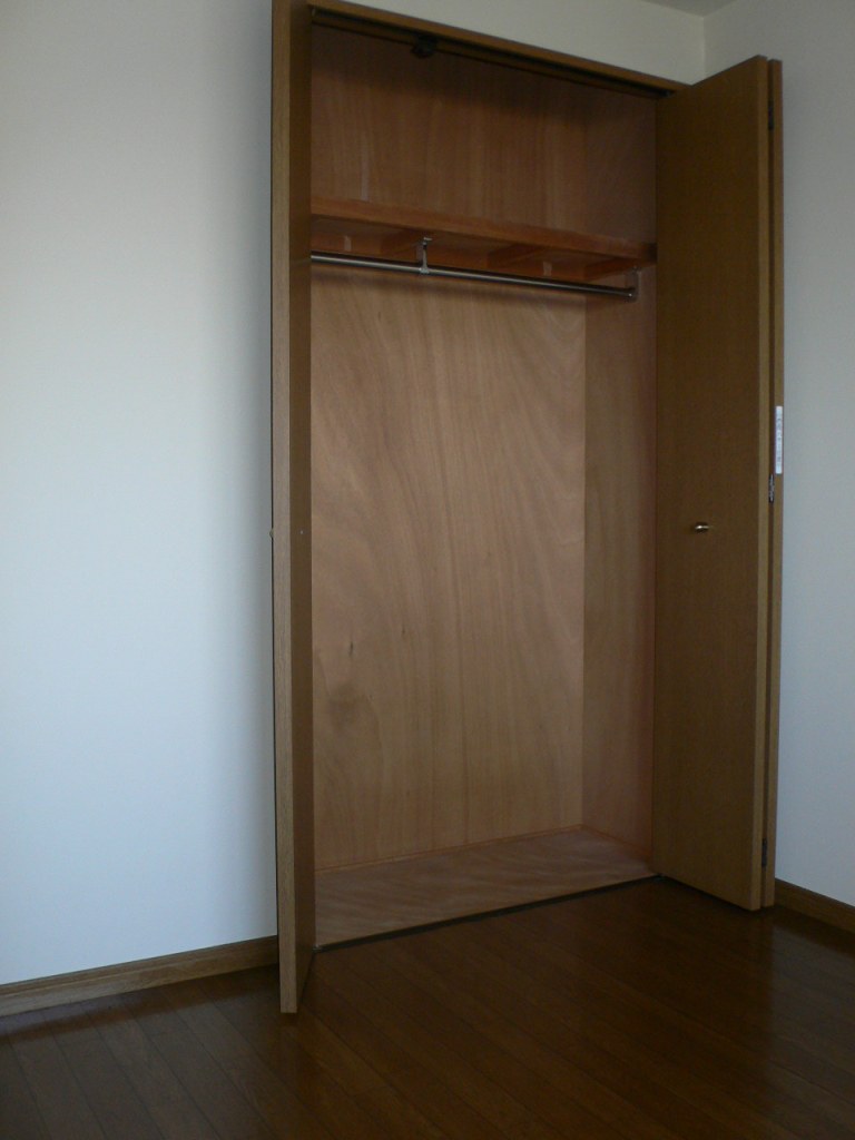 Living and room. Western-style 5.1 tatami  Will be inverted type of photo. 