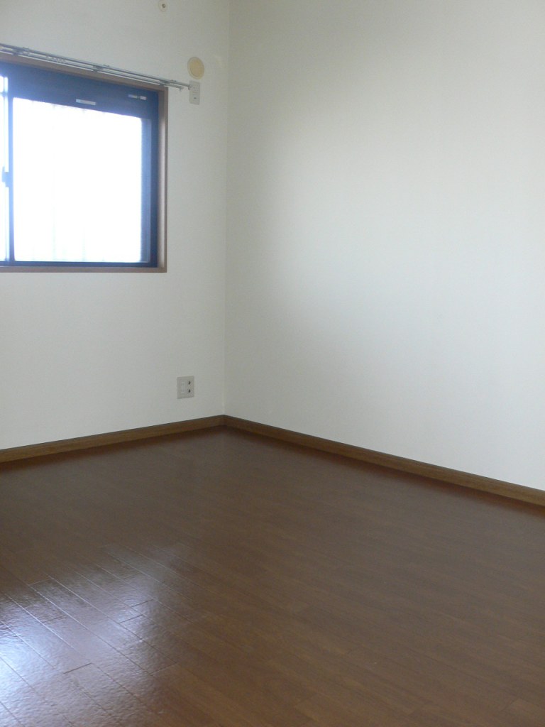 Living and room. Western-style 5.6 tatami  Will be inverted type of photo. 