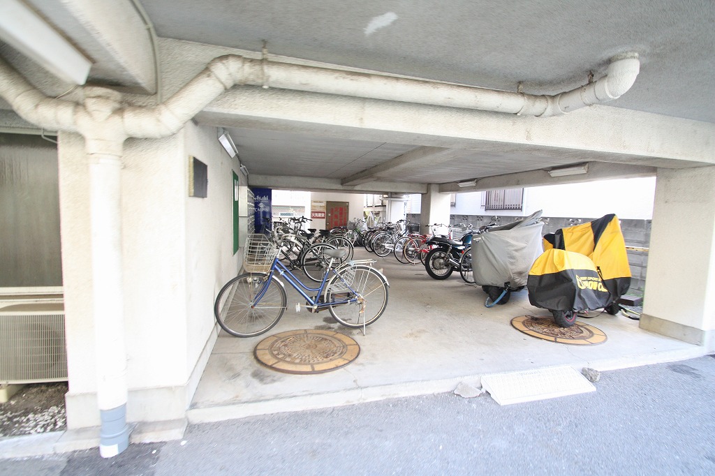 Other common areas. Bicycle-parking space