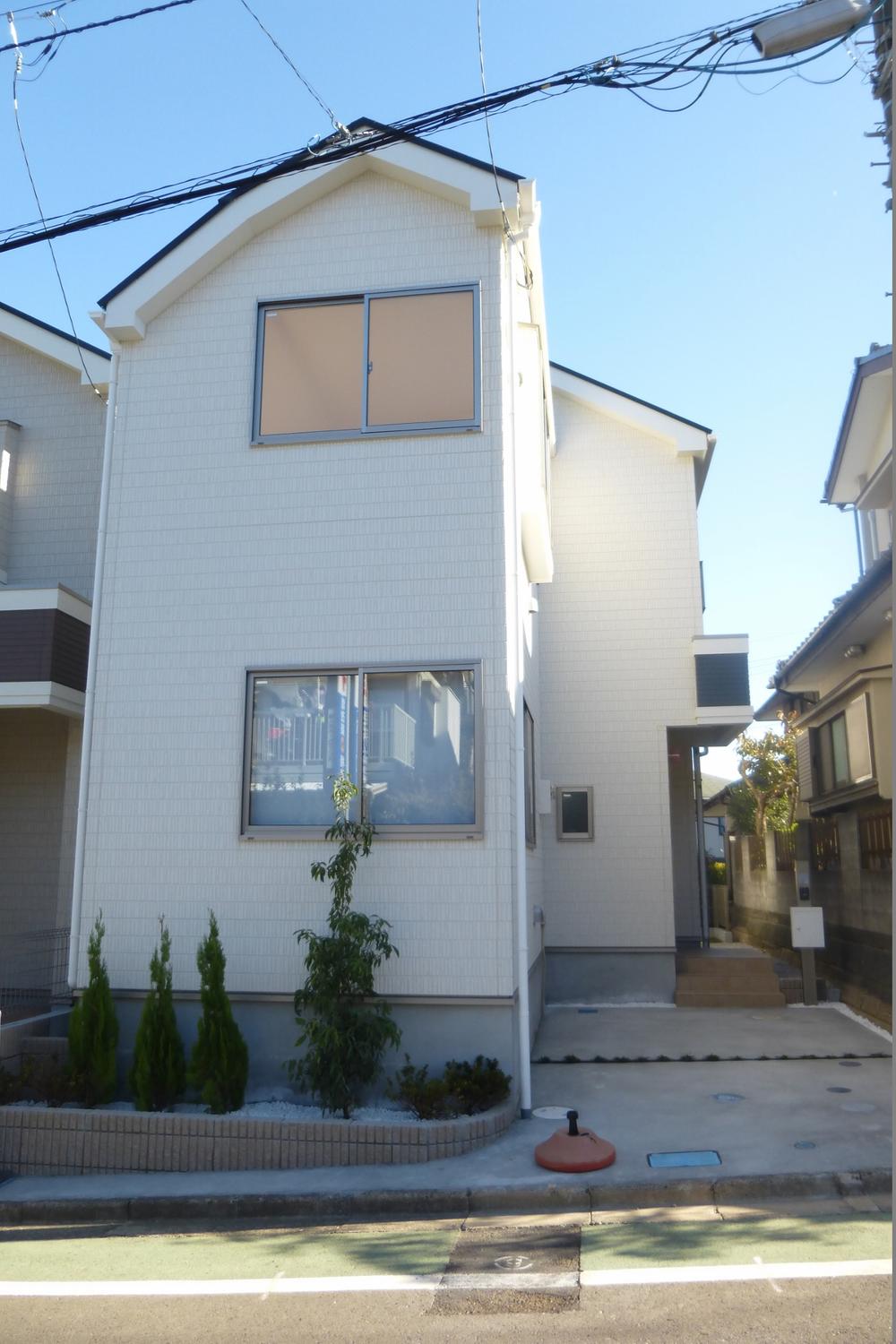 Local appearance photo. 1 Building Yes 6.5 Pledge of Japanese-style room All room 6 quires more!