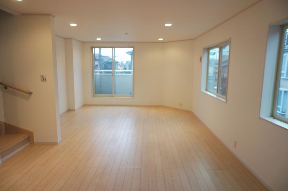 Living. All rooms have double-glazing!