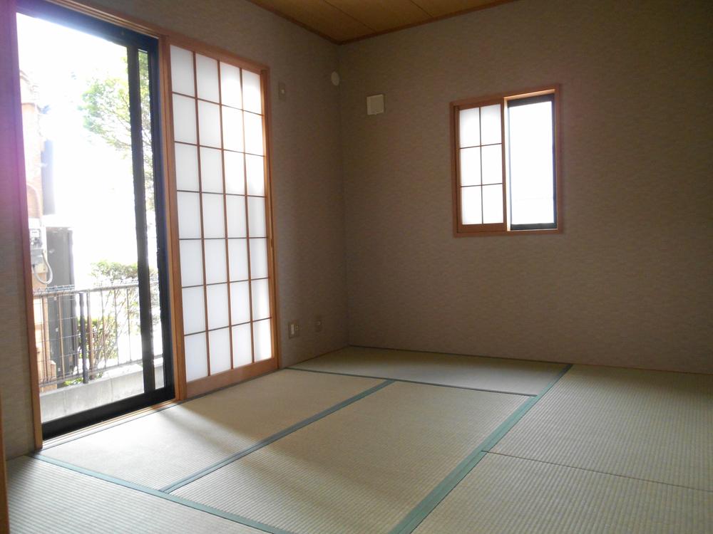 Non-living room. First floor Japanese-style room 6 quires
