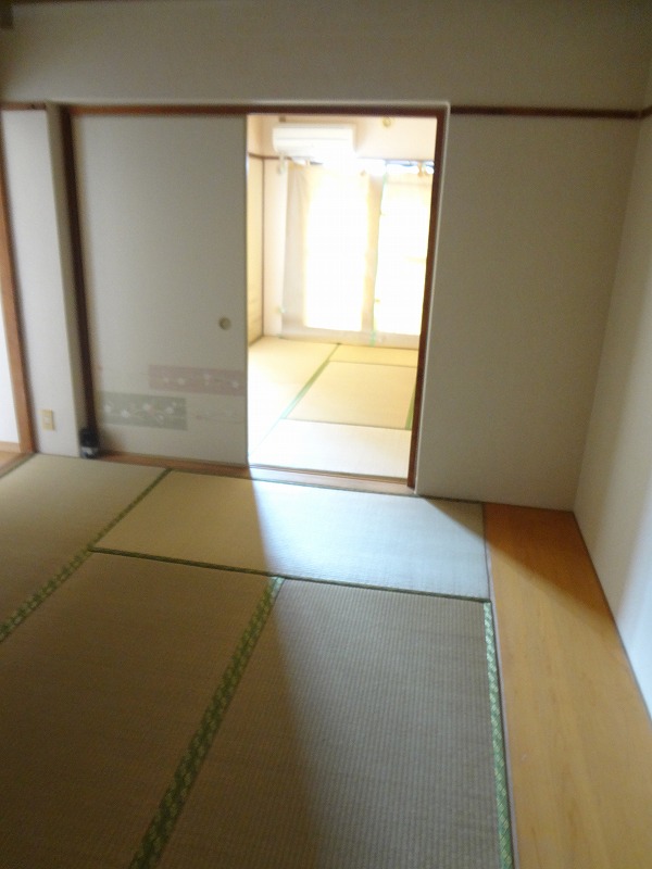 Living and room