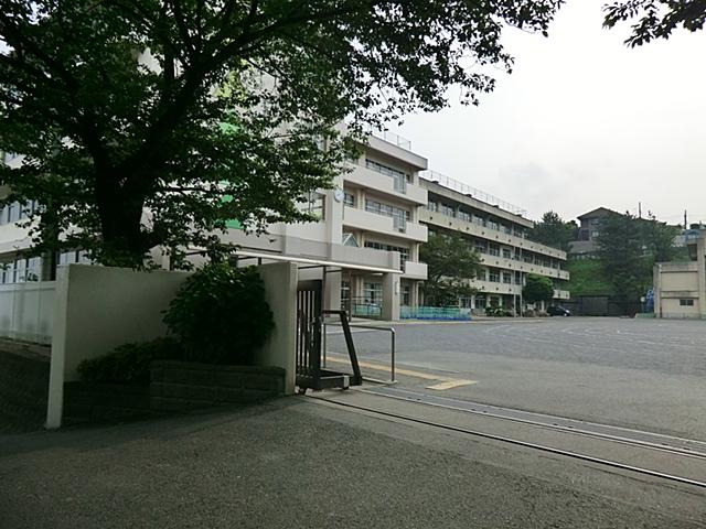 Primary school. Ebina Municipal Ebina to elementary school 1117m