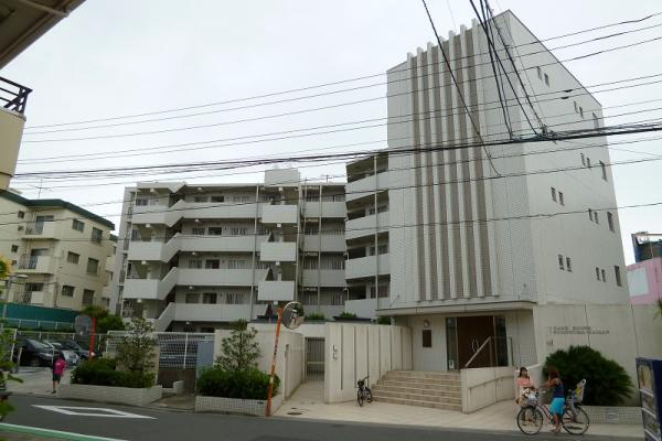 Local appearance photo