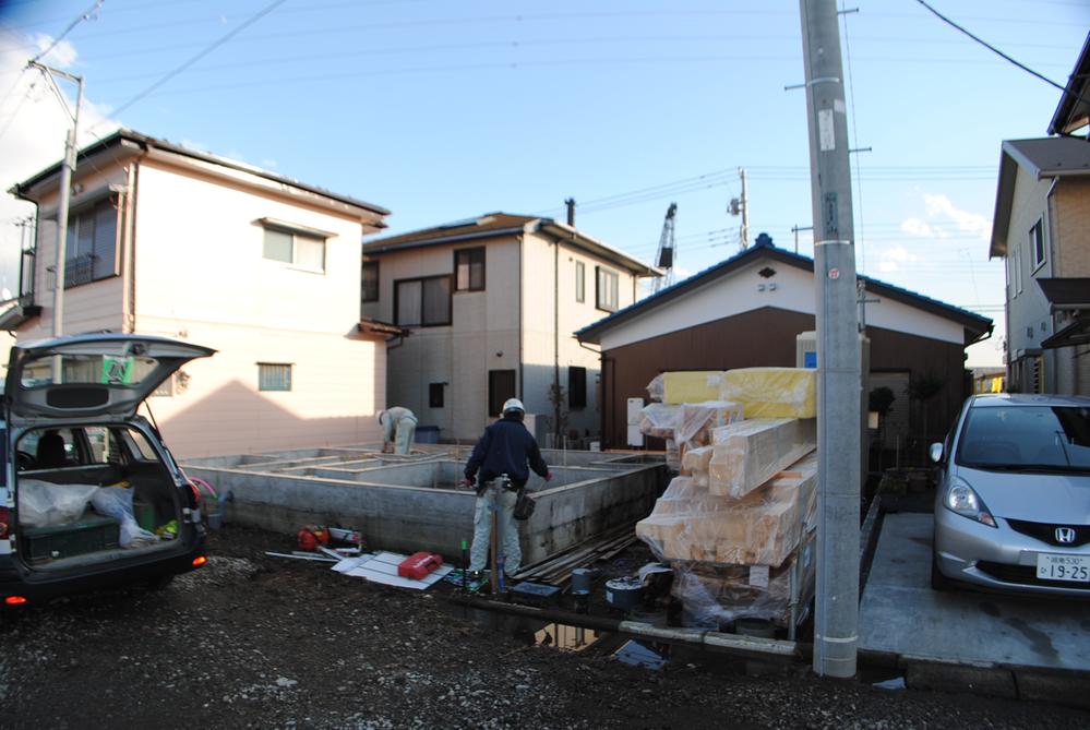 Local appearance photo. Local (12 May 2013) Shooting