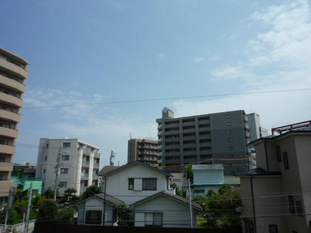 View photos from the dwelling unit. View from the site (August 2013) Shooting