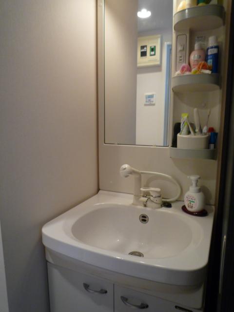 Wash basin, toilet. Room (August 2013) Shooting ※ Furniture in me, Furniture etc. are not included in the sale price