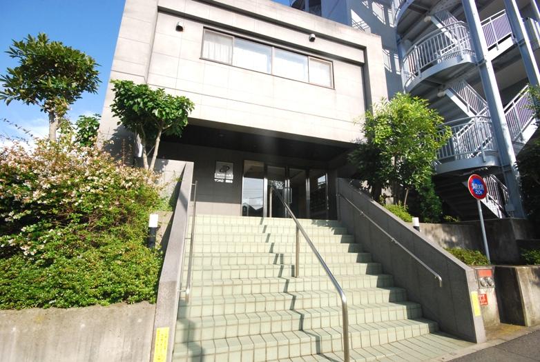 Local appearance photo. Local (August 2012) shooting