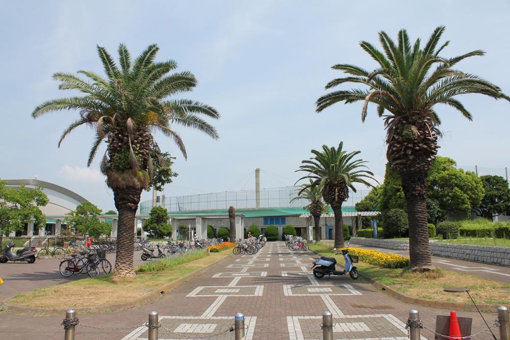 park. Kugenuma Seaside Park 750m