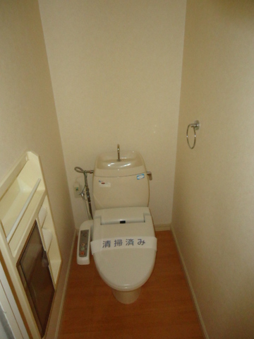 Toilet.  ☆ Shopping convenient Kugenuma-Kaigan Station near Property! Newlyweds Recommended! UmiKon ☆