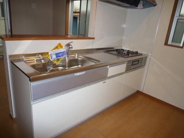 Same specifications photo (kitchen)