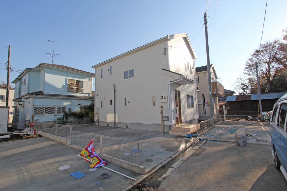 Parking lot. update 2013 December 3 shooting