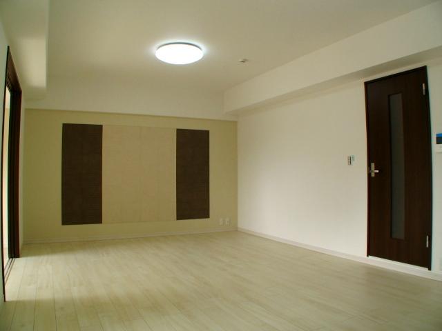 Living. Indoor (11 May 2013) Shooting