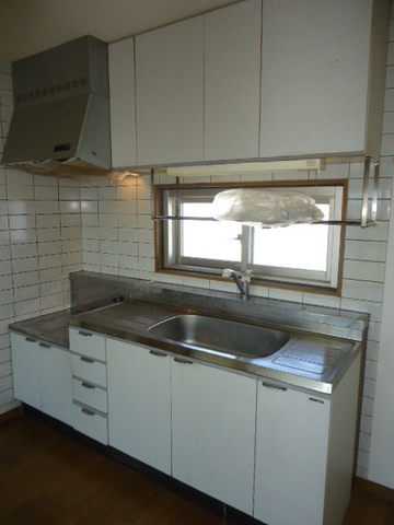 Kitchen.  ☆ Shopping convenient location! Quiet and living environment ・ Sunny ☆