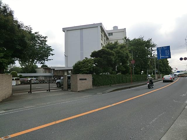 Junior high school. 1050m to Fujisawa Municipal your findings junior high school