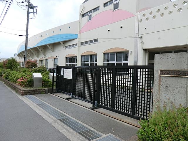 Primary school. 1035m to Fujisawa Municipal Takasago Elementary School