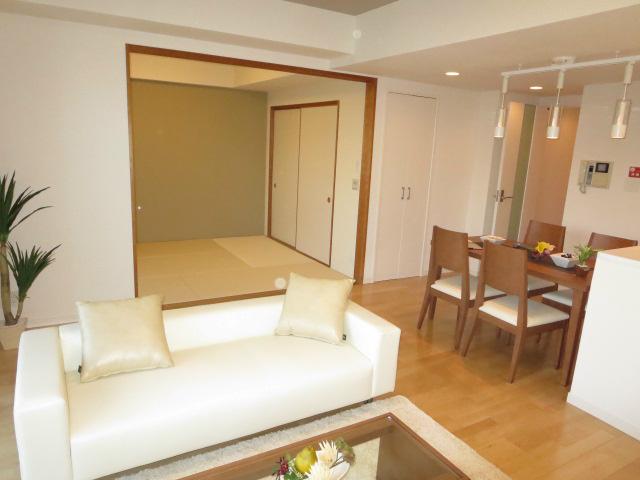 Other. Bright room in the southeast direction!