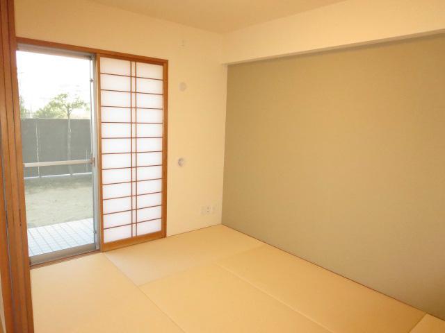 Other. Settled rather tatami rooms!