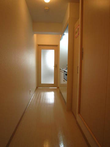 Other room space. Corridor