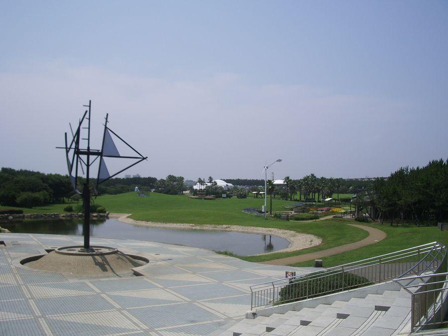 park. 900m until Tsujido Seaside Park