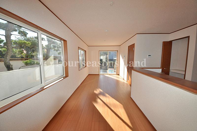 Living. Indoor (12 May 2013) Shooting Building 2