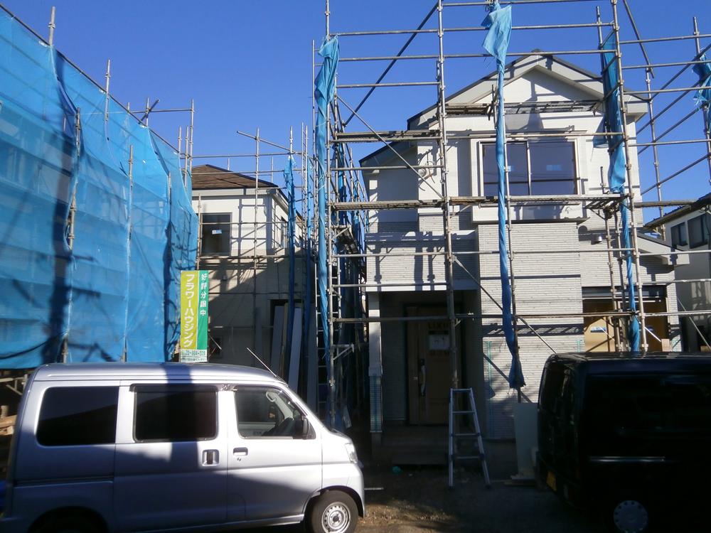 Local appearance photo. Local (11 May 2013) Shooting