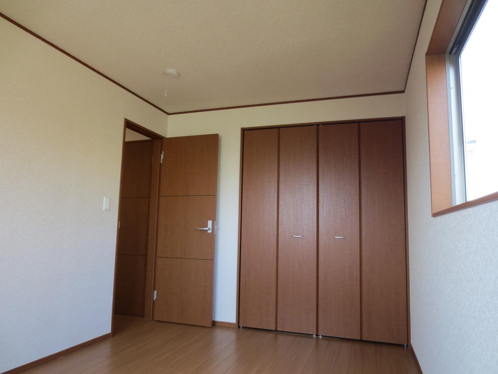 Non-living room. Indoor (10 May 2013) Shooting