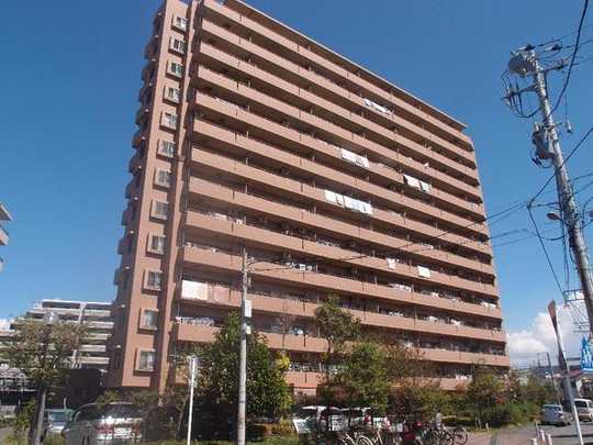 Local appearance photo. Appearance is a picture. February 2000 Built.