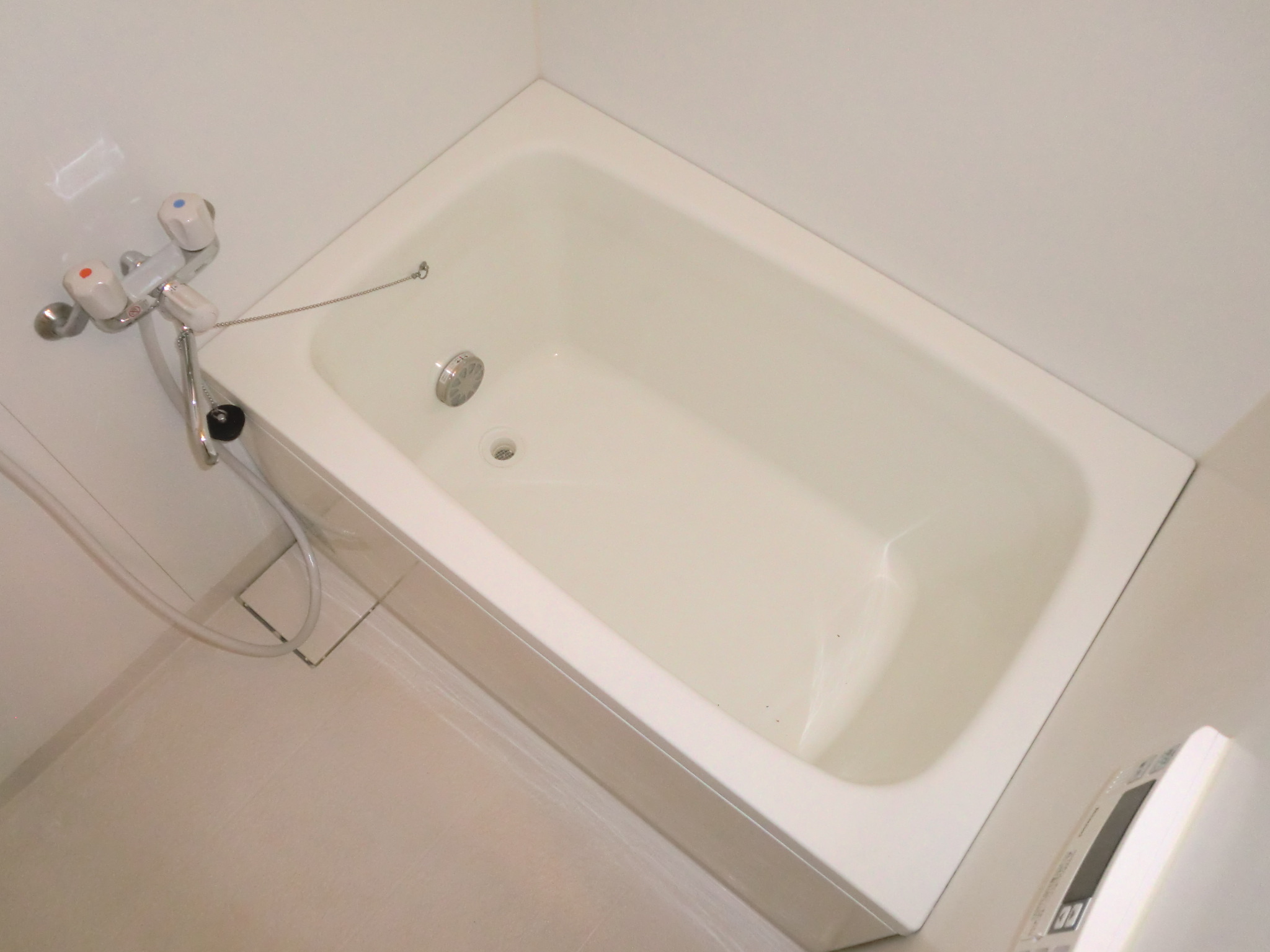 Bath. Economical tub combination with add-fired function