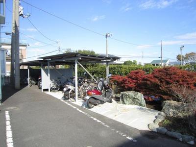 Other common areas. Ride is also not ride even if convenient bicycle parking ・ Bike shelter. 