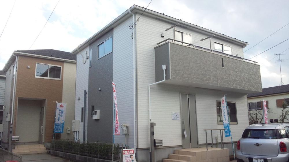 Local appearance photo. Local (12 May 2013) Shooting