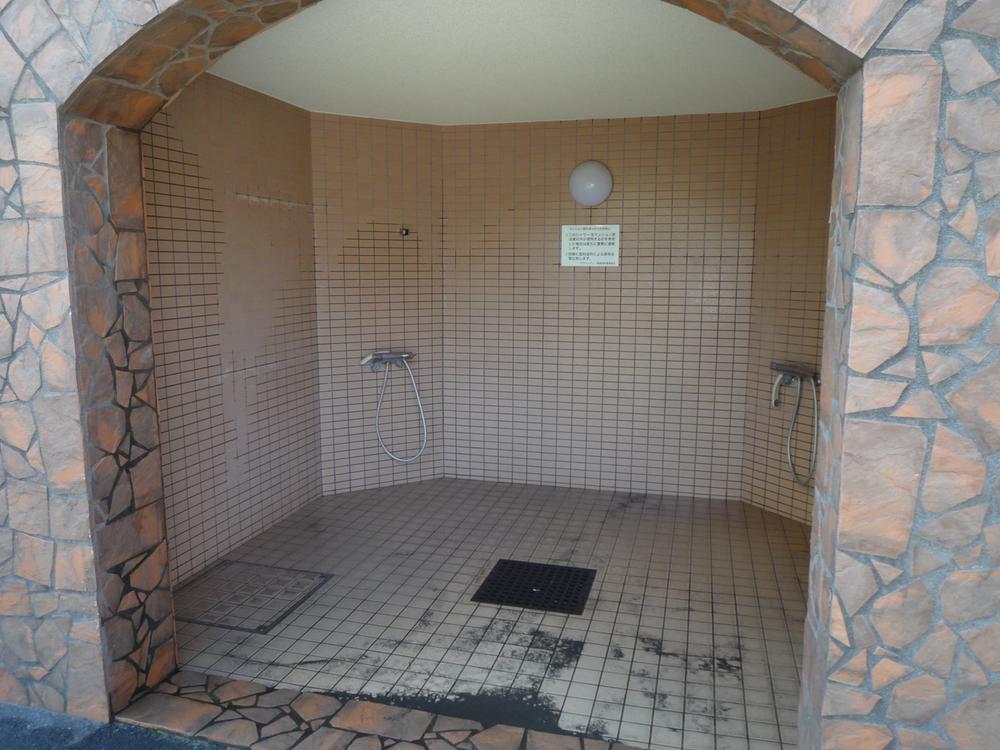 Other common areas. Common area (shower corner)
