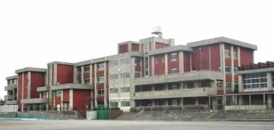 Junior high school. Takakura 940m until junior high school