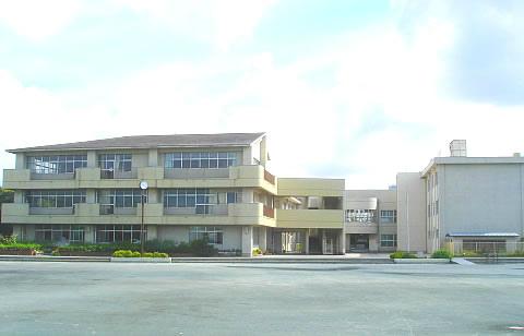 Primary school. Kuguiyo until elementary school 480m