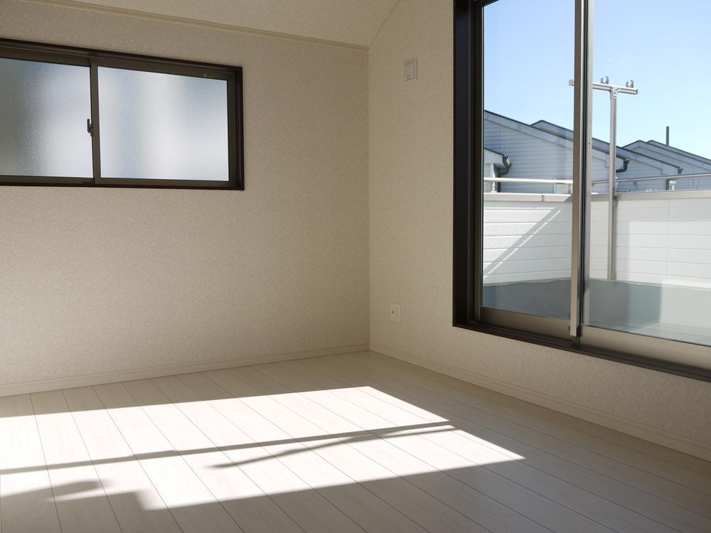 Non-living room. Indoor (12 May 2013) Shooting