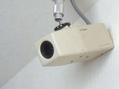 Security.  [surveillance camera] In common areas, Installing a security camera. To protect the peace of mind of living from, such as a suspicious person of intrusion. (Same specifications)