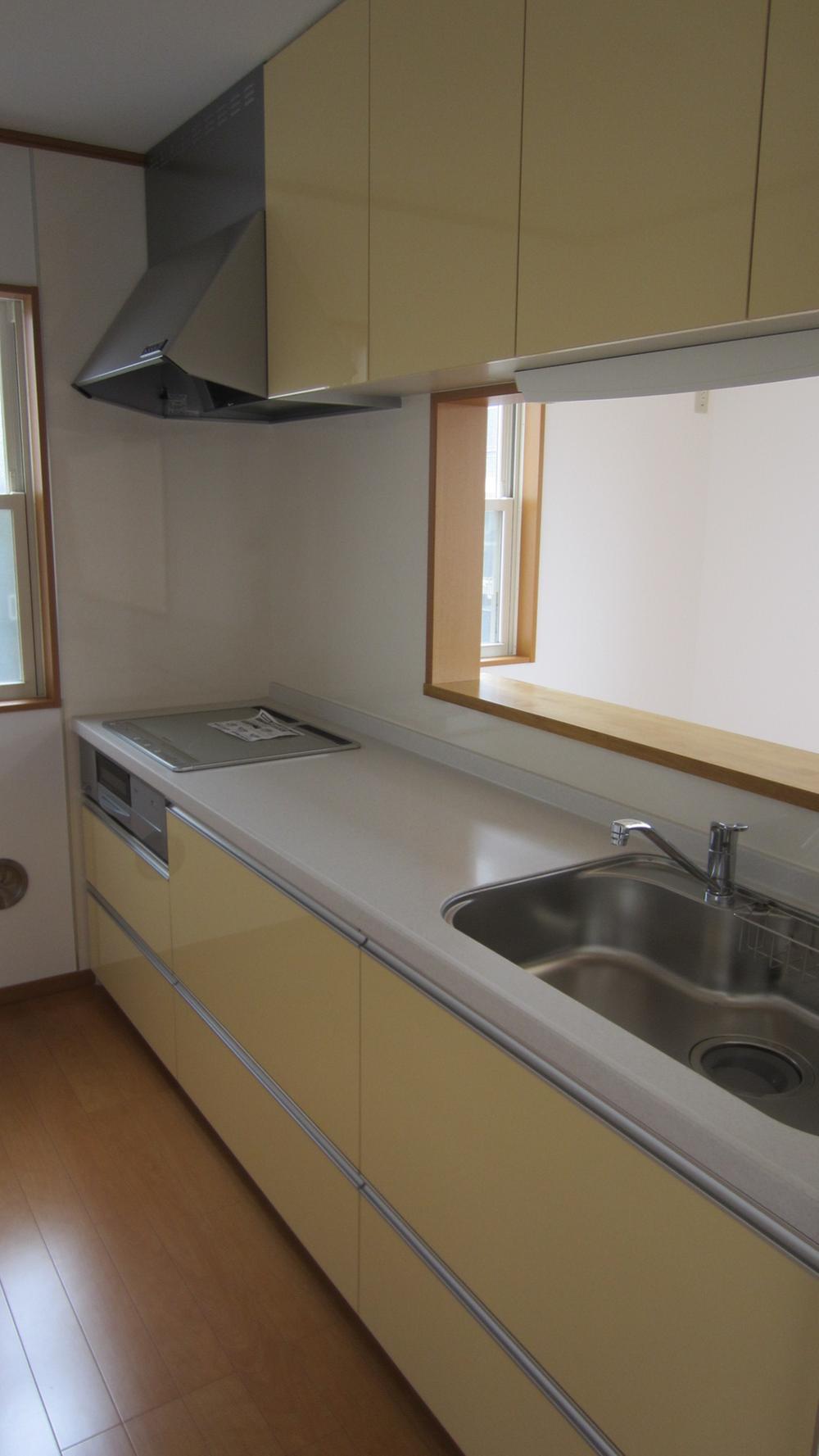 Kitchen. Indoor (April 2013) Shooting