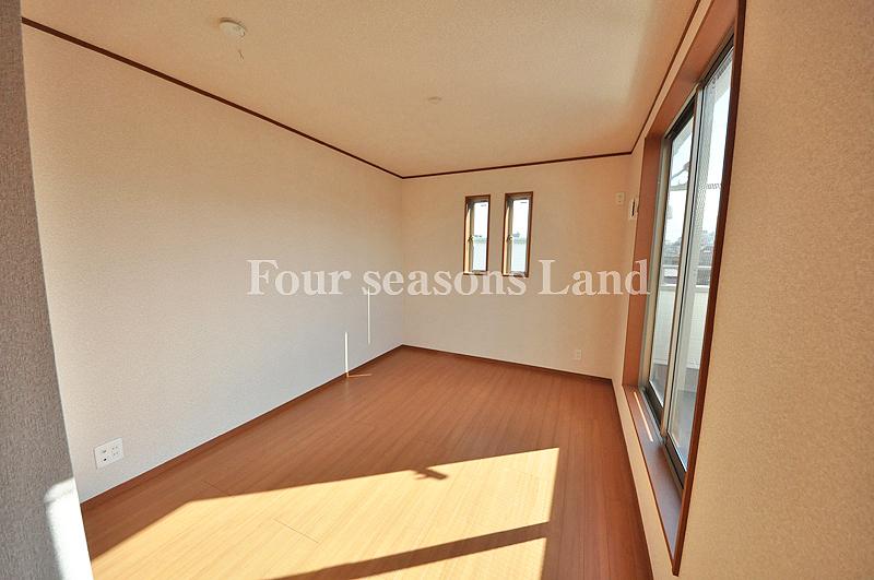 Non-living room. Indoor (11 May 2013) Shooting 1 Building