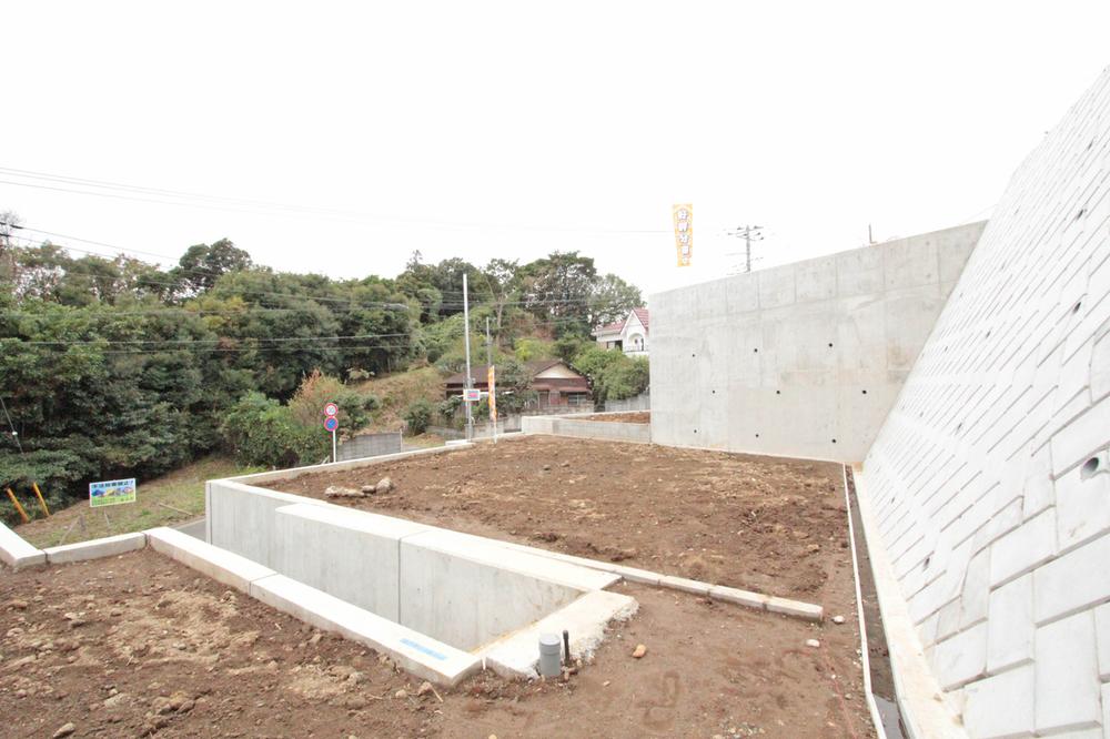 Local appearance photo. Local (10 May 2013) Shooting