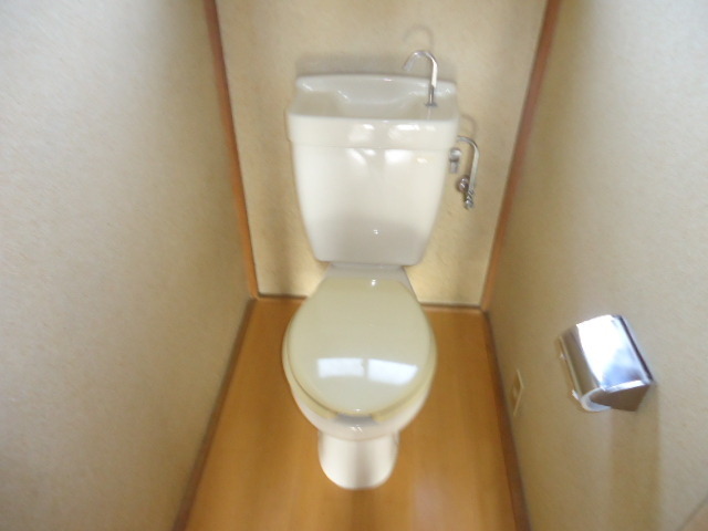 Toilet.  ☆ 2 Kaikaku room ・ Sunny ・ Fujisawa Station 10 minutes ☆