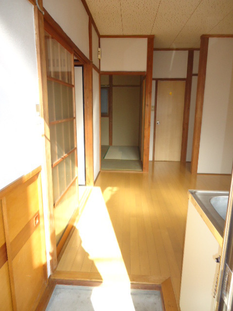 Entrance.  ☆ 2 Kaikaku room ・ Sunny ・ Fujisawa Station 10 minutes ☆