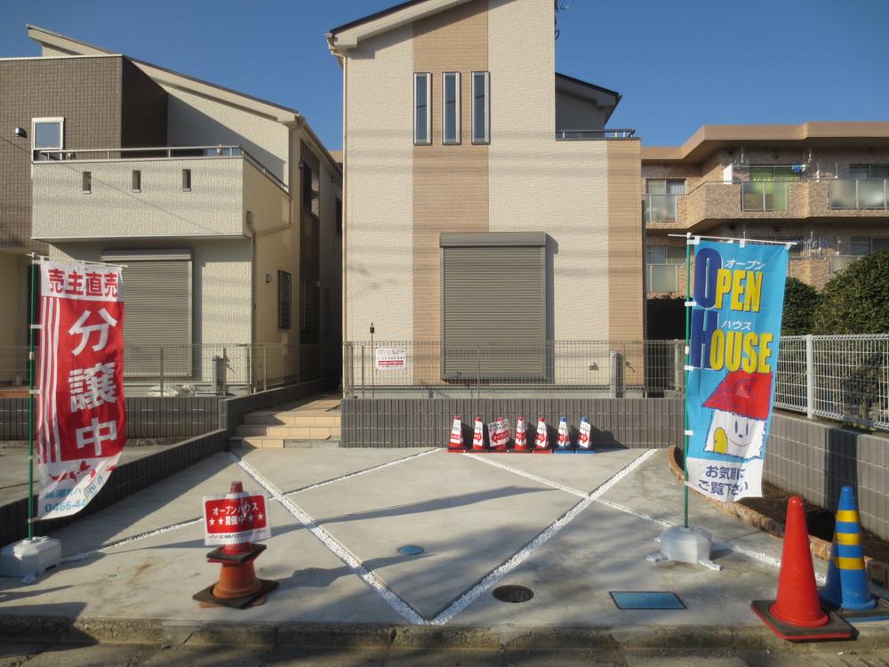 Local appearance photo. 4 Building / appearance ・ Outdoor facility Local (11 May 2013) Shooting