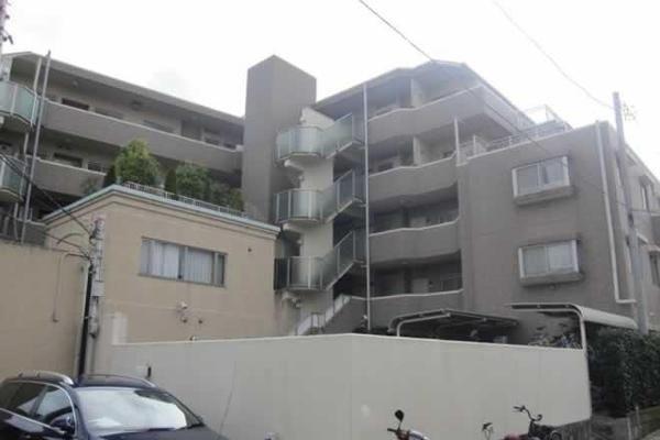 Local appearance photo. This appearance