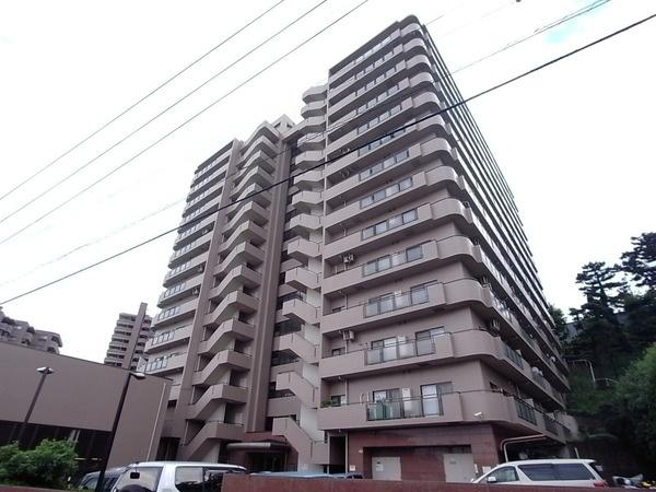 Local appearance photo. Local (10 May 2013) Shooting