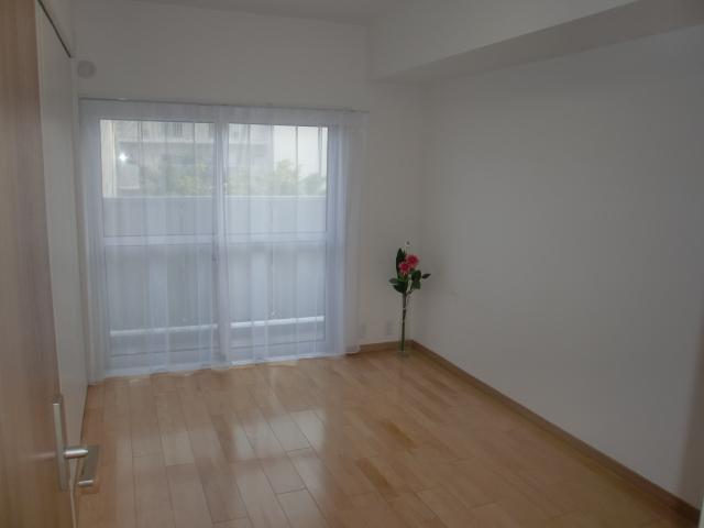 Non-living room. Local (August 2013) Shooting