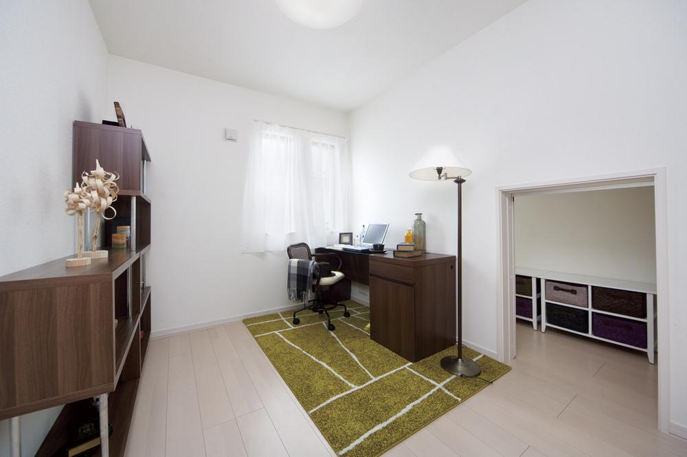 Non-living room. 2 Kaiyoshitsu provided with a closet + Daily storage. Since storage space is wide, Effectively use the charm of the room. other, The room was set up, such as super loft and season storage also (sale Models House)