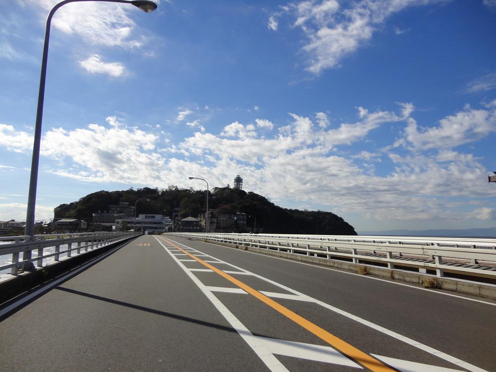 Other Environmental Photo. To Enoshima 1600m