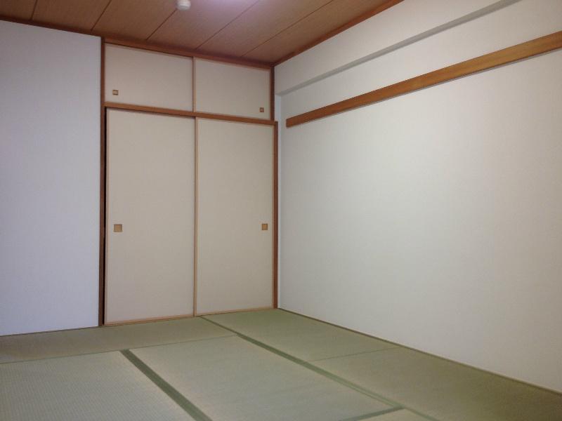 Non-living room. There is also tatami rooms!